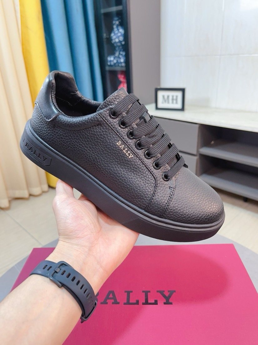 BALLY Dark Gray Pebbled Leather Sneakers — model