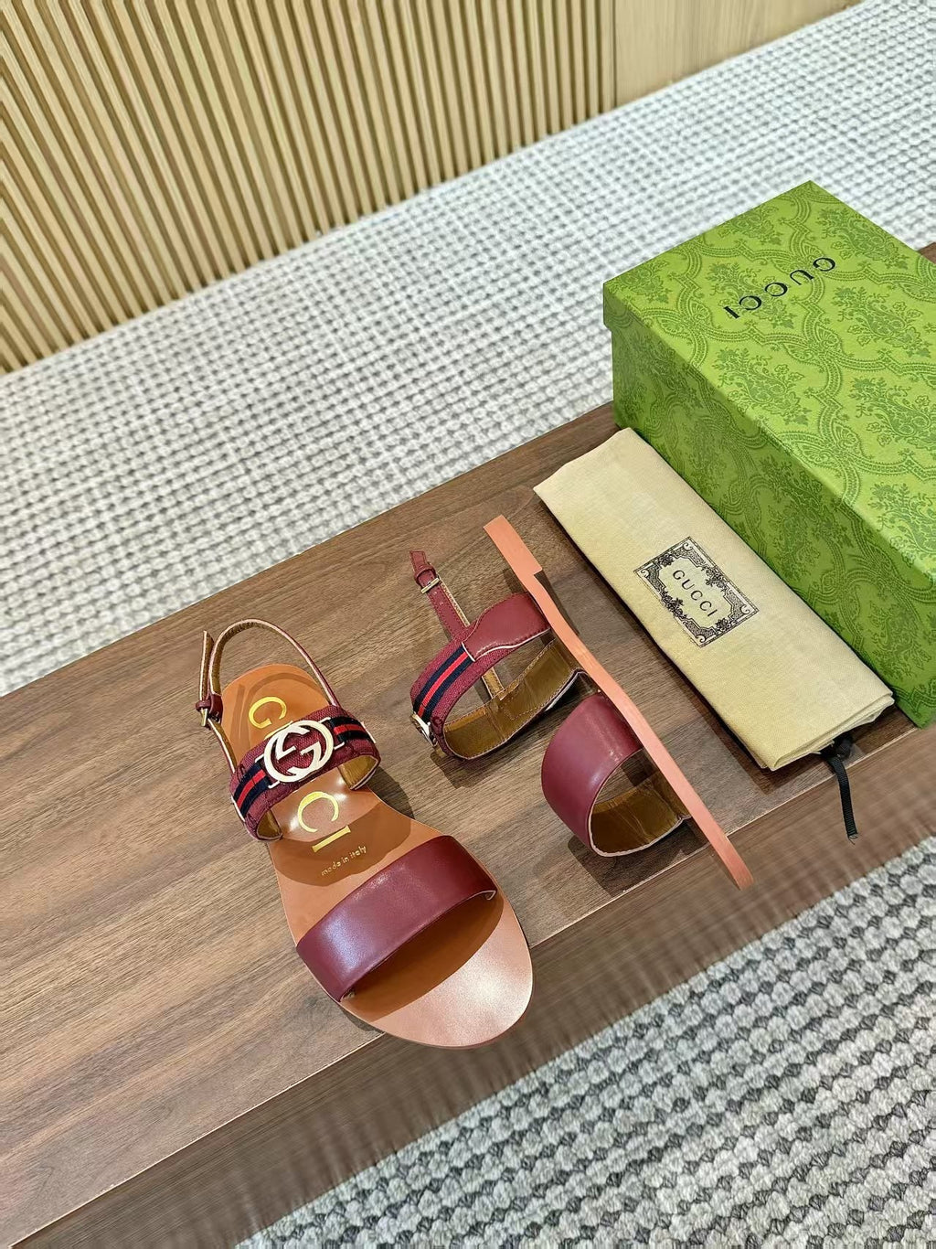 Gucci Logo Hardware Ankle-Strap Sandals — side